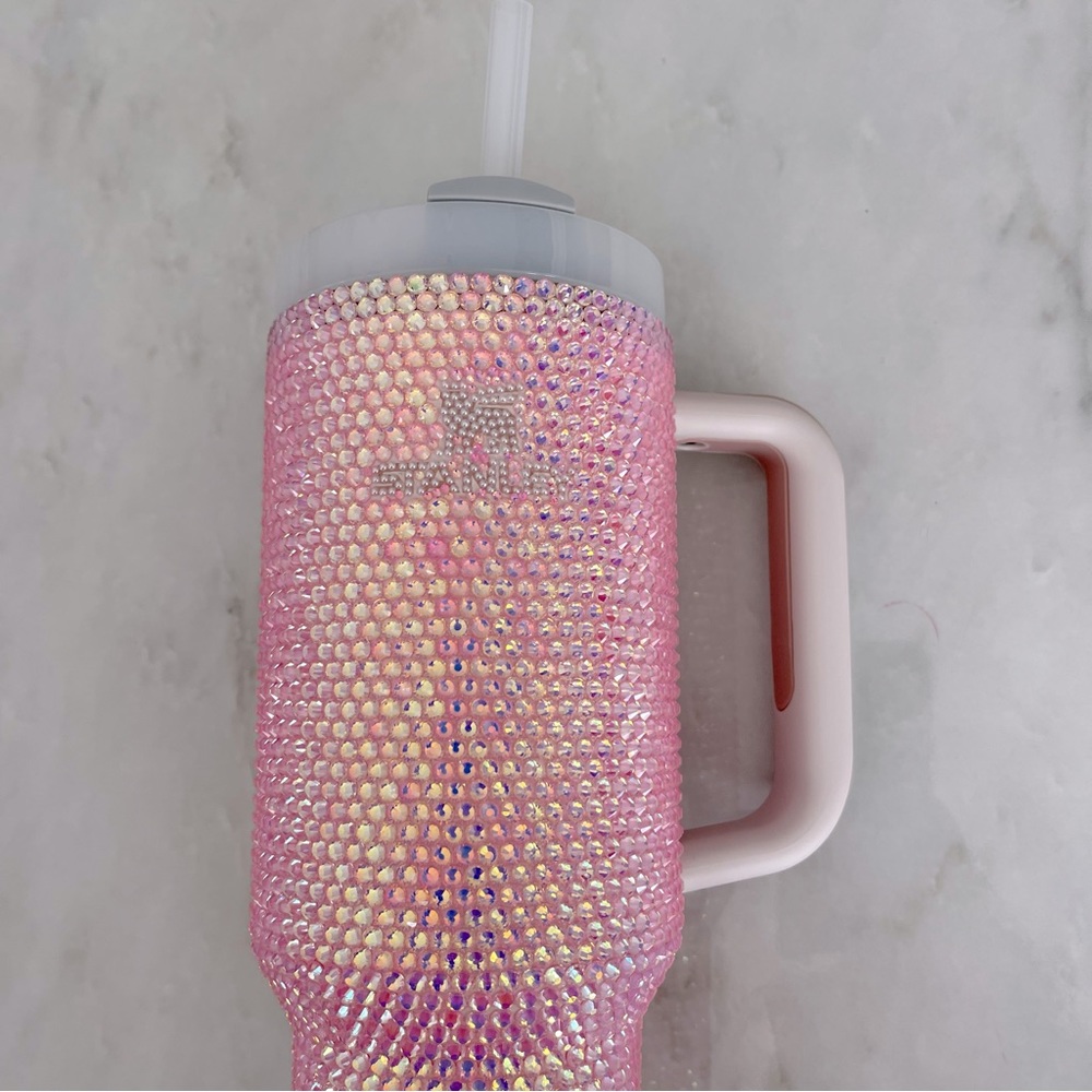 Stanley Rhinestone 40oz Quencher H2.O Flowstate Tumbler - Picture 5 of 12